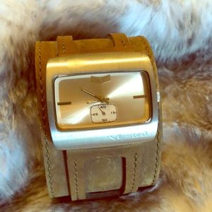 VESTAL Men’s Watch in Soft Leather